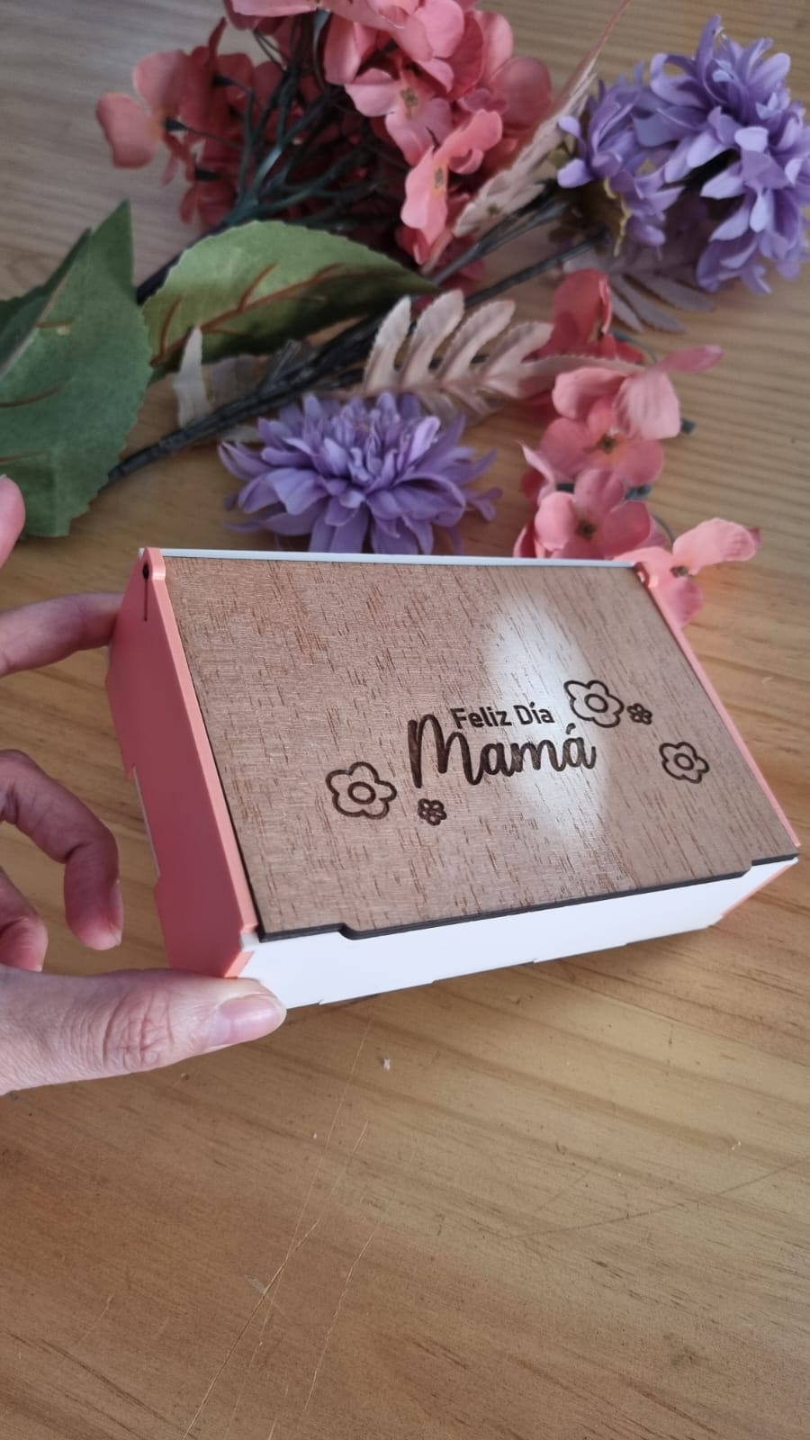 Joyero con Espejo de Acrílico: El Regalo que Refleja el Amor