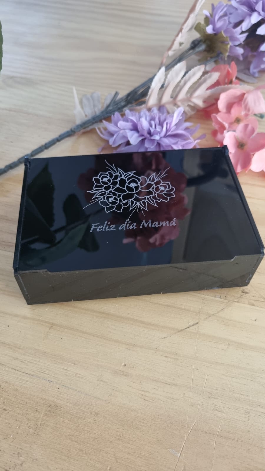 Joyero con Espejo de Acrílico: El Regalo que Refleja el Amor